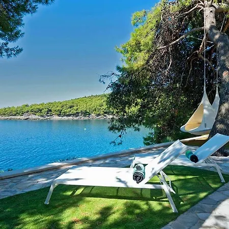 Luxury Beachfront Silvery Moon With Private Pool, Jacuzzi, Sauna And Gym On Brac Island - Sumartin * Selca (Brac)