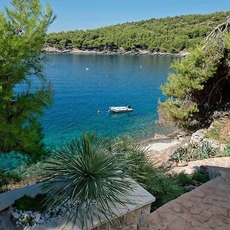 Luxury Beachfront Silvery Moon With Private Pool, Jacuzzi, Sauna And Gym On Brac Island - Sumartin Villa