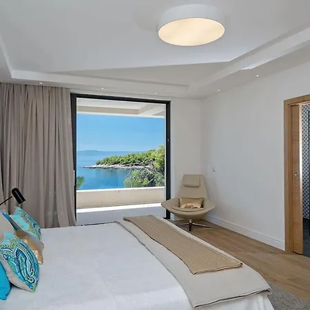 Luxury Beachfront Silvery Moon With Private Pool, Jacuzzi, Sauna And Gym On Brac Island - Sumartin *
