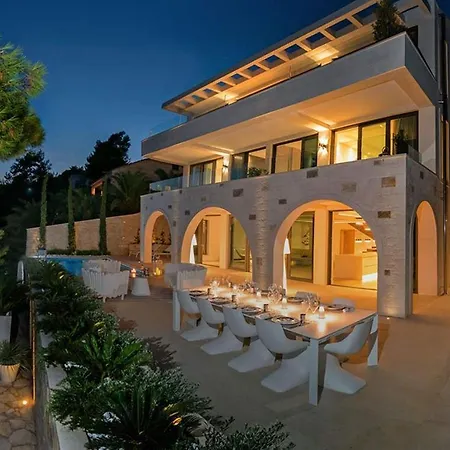 Luxury Beachfront Silvery Moon With Private Pool, Jacuzzi, Sauna And Gym On Brac Island - Sumartin *